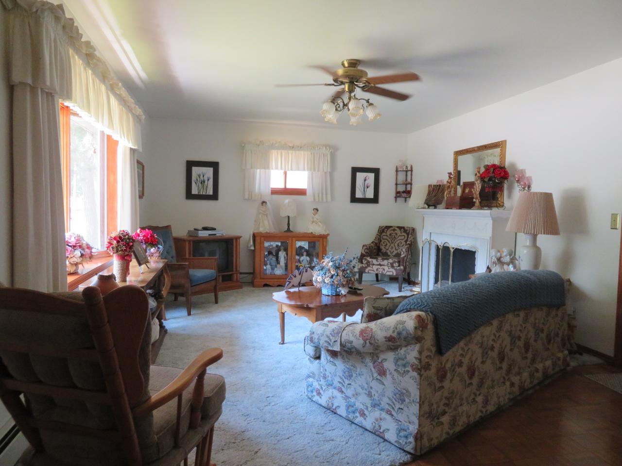 244 Highview Parkway Rhinelander, WI 54501 - Photo 2 of 29 Gallery Image 2