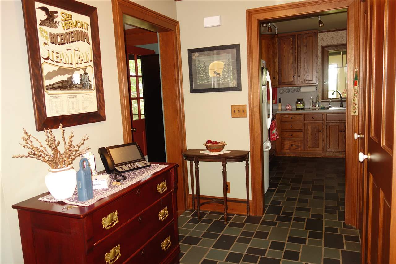 5224 Snake Mountain Road Weybridge, VT 05753 - Photo 7 of 36