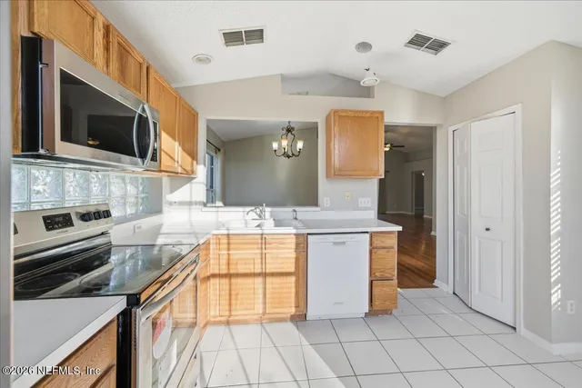 $2,000 | 8279 Catfield Court, Jacksonville, FL 32277