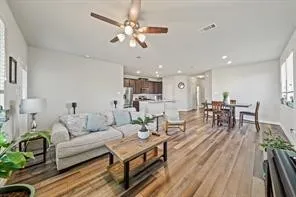 $2,595 | 2210 Islawild Way, Texas City, TX 77568