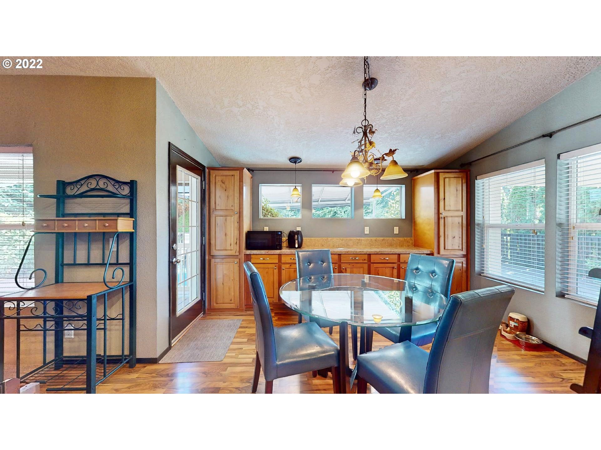 192 Cole Road Kelso, WA 98626 - Photo 6 of 31 Gallery Image 6