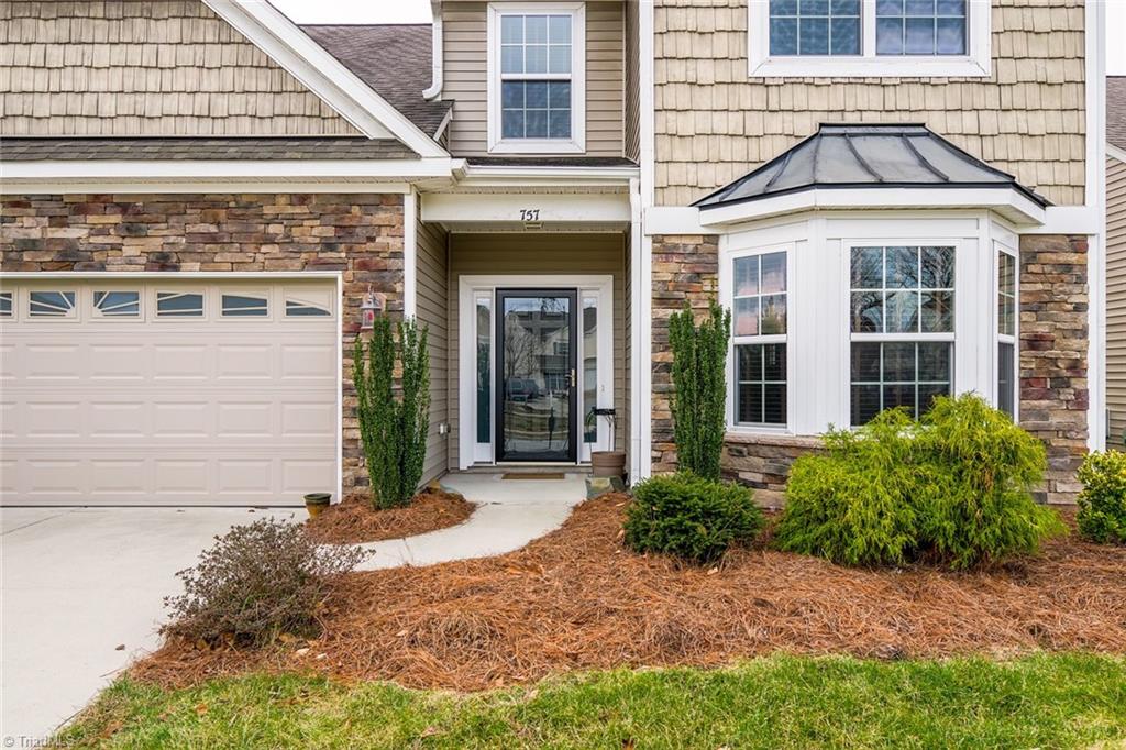 757 Spinning Wheel Point High Point, NC 27265 - Photo 6 of 30 Gallery Image 6