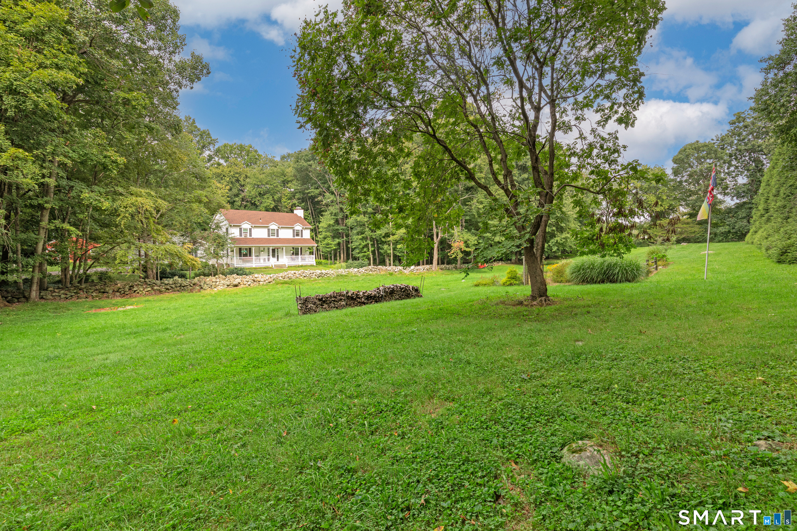 417 Chestnut Tree Hill Road Oxford, CT 06478 - Photo 3 of 39 Gallery Image 3