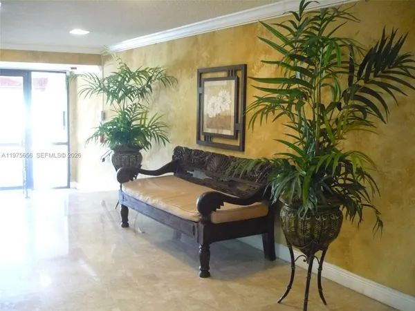 $1,800 | 1800 Sans Souci Boulevard, Unit 312, North Miami, FL 33181