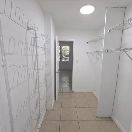 $1,800 | 1800 Sans Souci Boulevard, Unit 312, North Miami, FL 33181