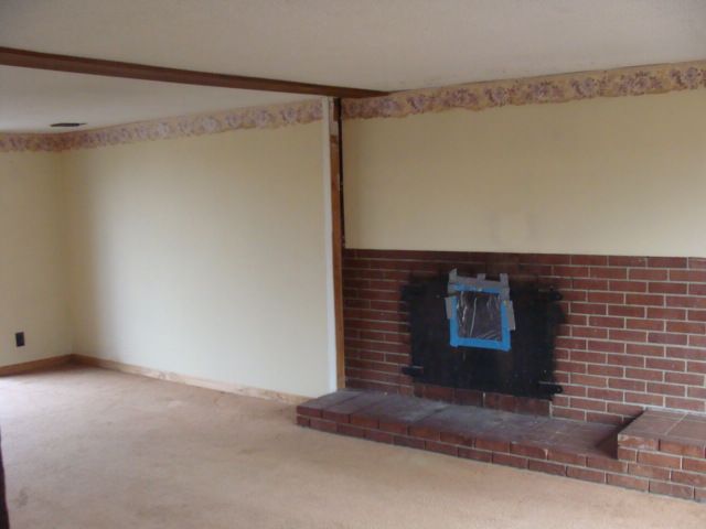 12268 Foley Road Emmett, MI 48022 - Photo 6 of 13 31084336-5.JPG
