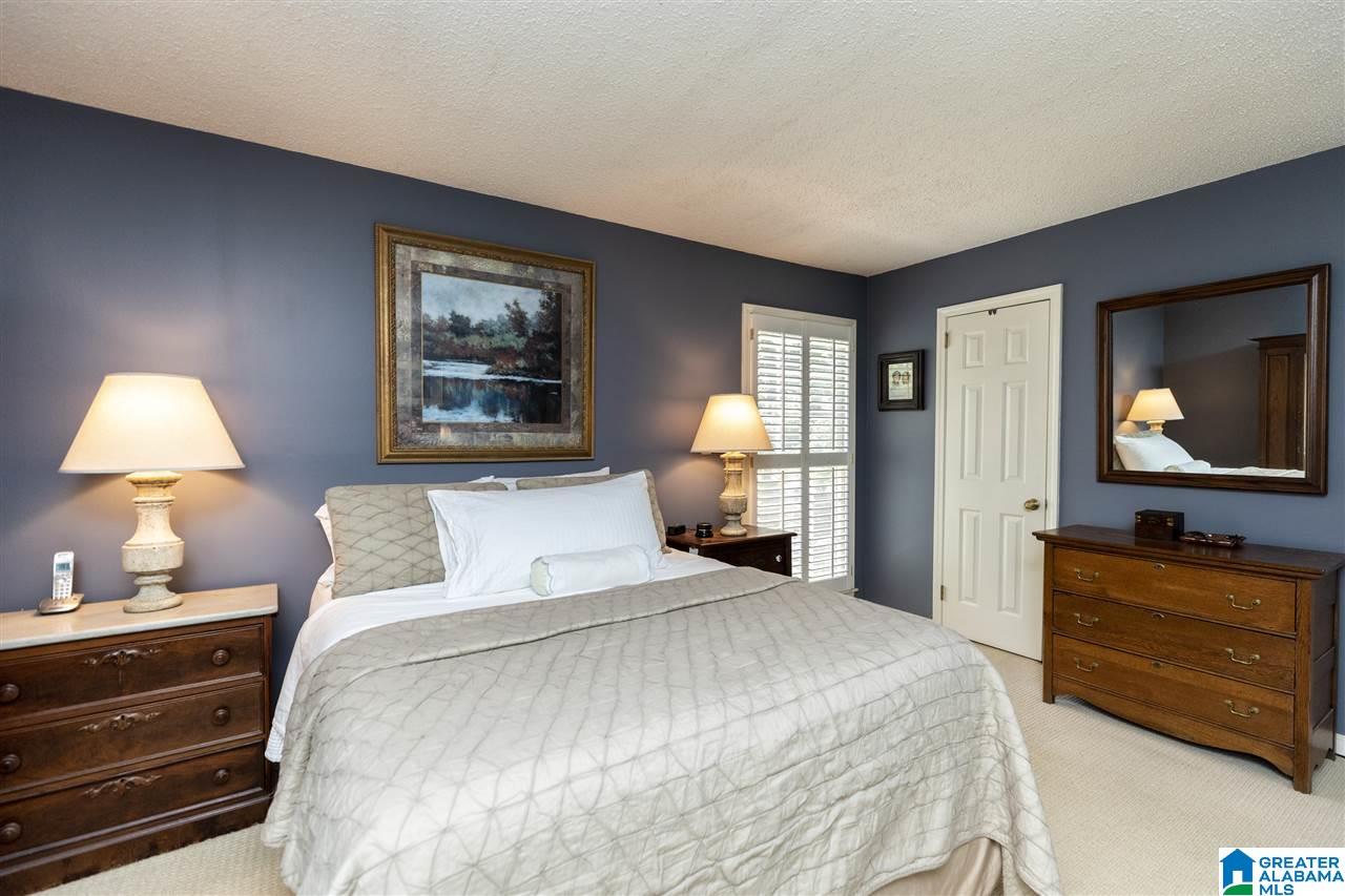 2612 Southminster Road Birmingham, AL 35243 - Photo 20 of 35