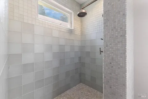 $769,000 | 197 Bailhache Avenue, Healdsburg, CA 95448