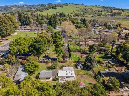 $769,000 | 197 Bailhache Avenue, Healdsburg, CA 95448