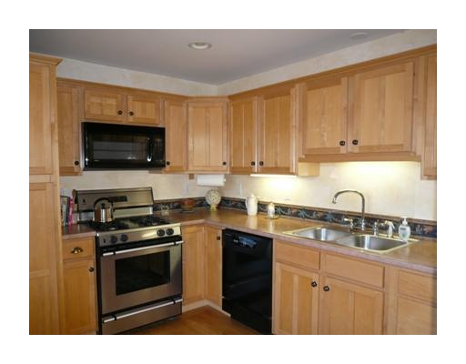 12 Captain Freebody Road Narragansett, RI 02882 - Photo 6 of 10 Kitchen.