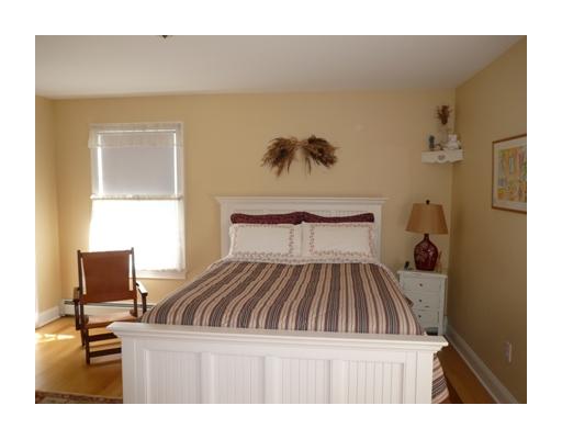 12 Captain Freebody Road Narragansett, RI 02882 - Photo 7 of 10 Bedroom.