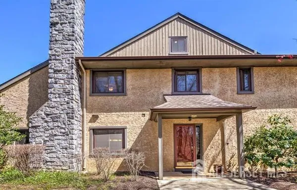 $3,800 | 17 Ashford Drive, Plainsboro, NJ 08536