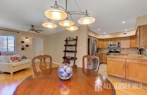 $3,800 | 17 Ashford Drive, Plainsboro, NJ 08536
