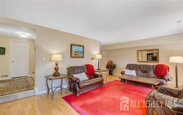 $3,800 | 17 Ashford Drive, Plainsboro, NJ 08536