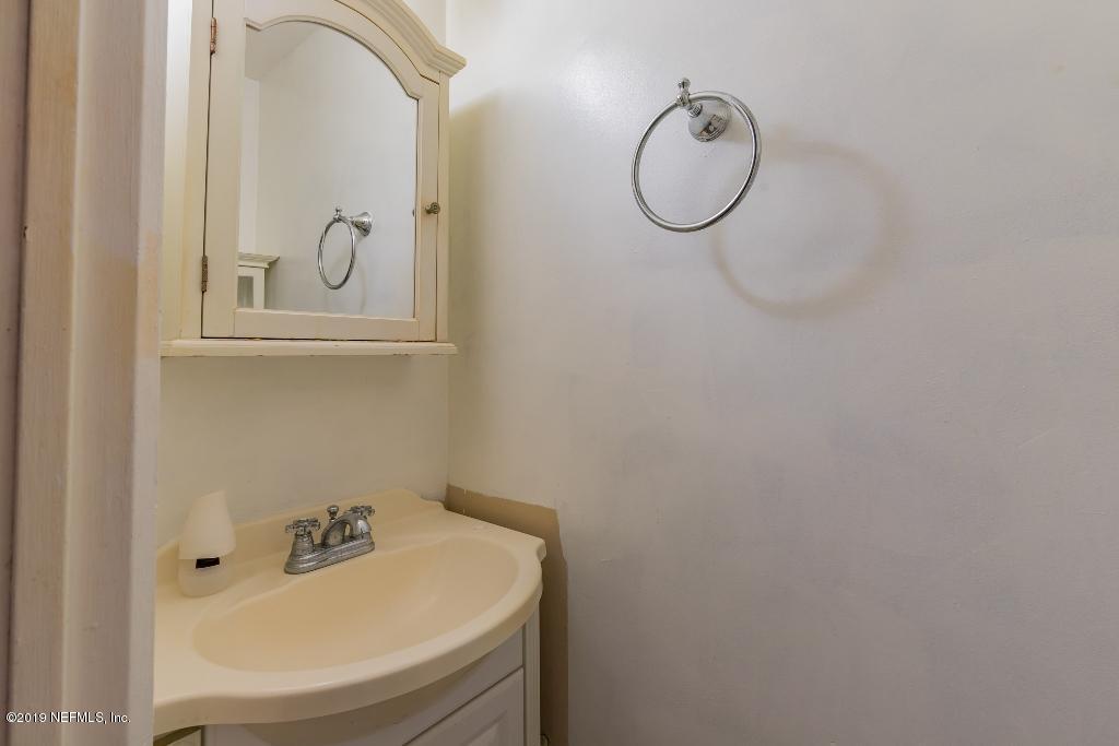 1905 Banbury Road Jacksonville, FL 32211 - Photo 24 of 25 DSC06839-4628121