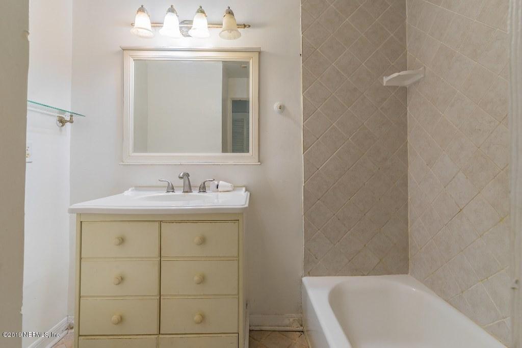 1905 Banbury Road Jacksonville, FL 32211 - Photo 25 of 25 DSC06842-4628127