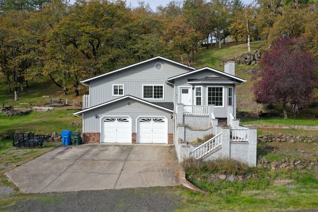 $366,200 | 344 Rene Drive, Shady Cove, OR 97539