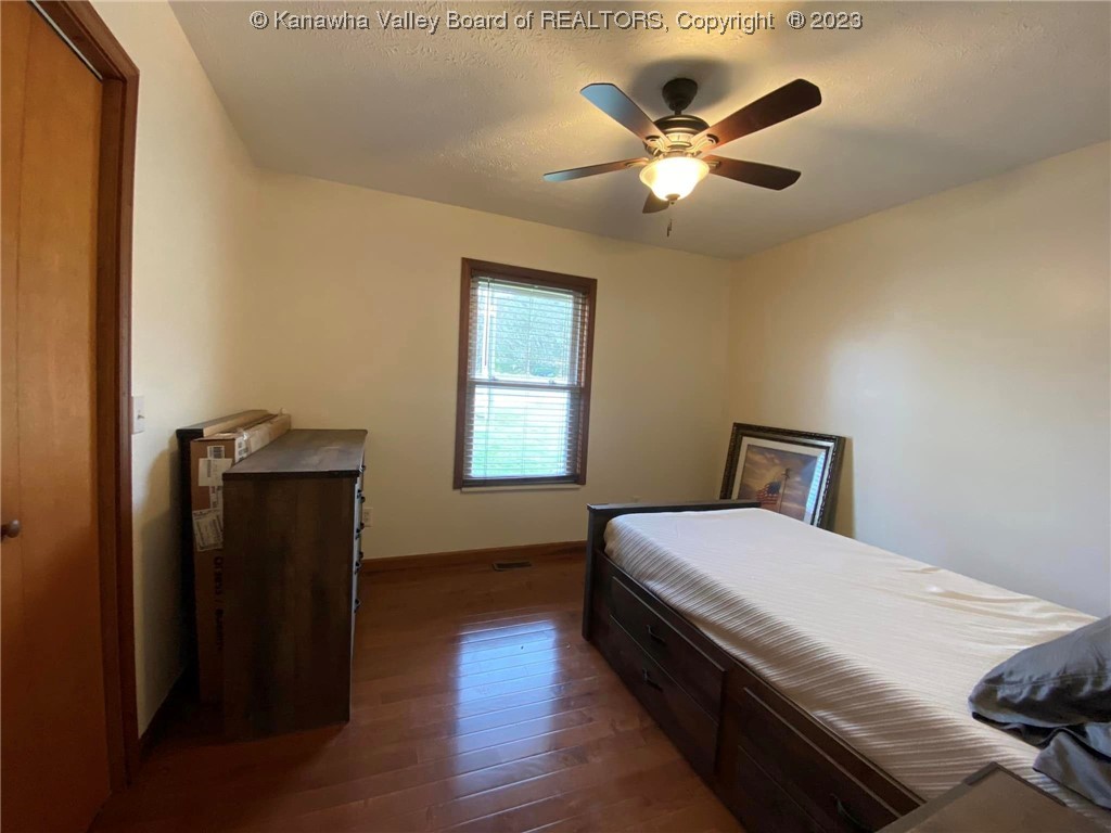 147 Falcon Lane Winfield, WV 25213 - Photo 21 of 40 Gallery Image 21