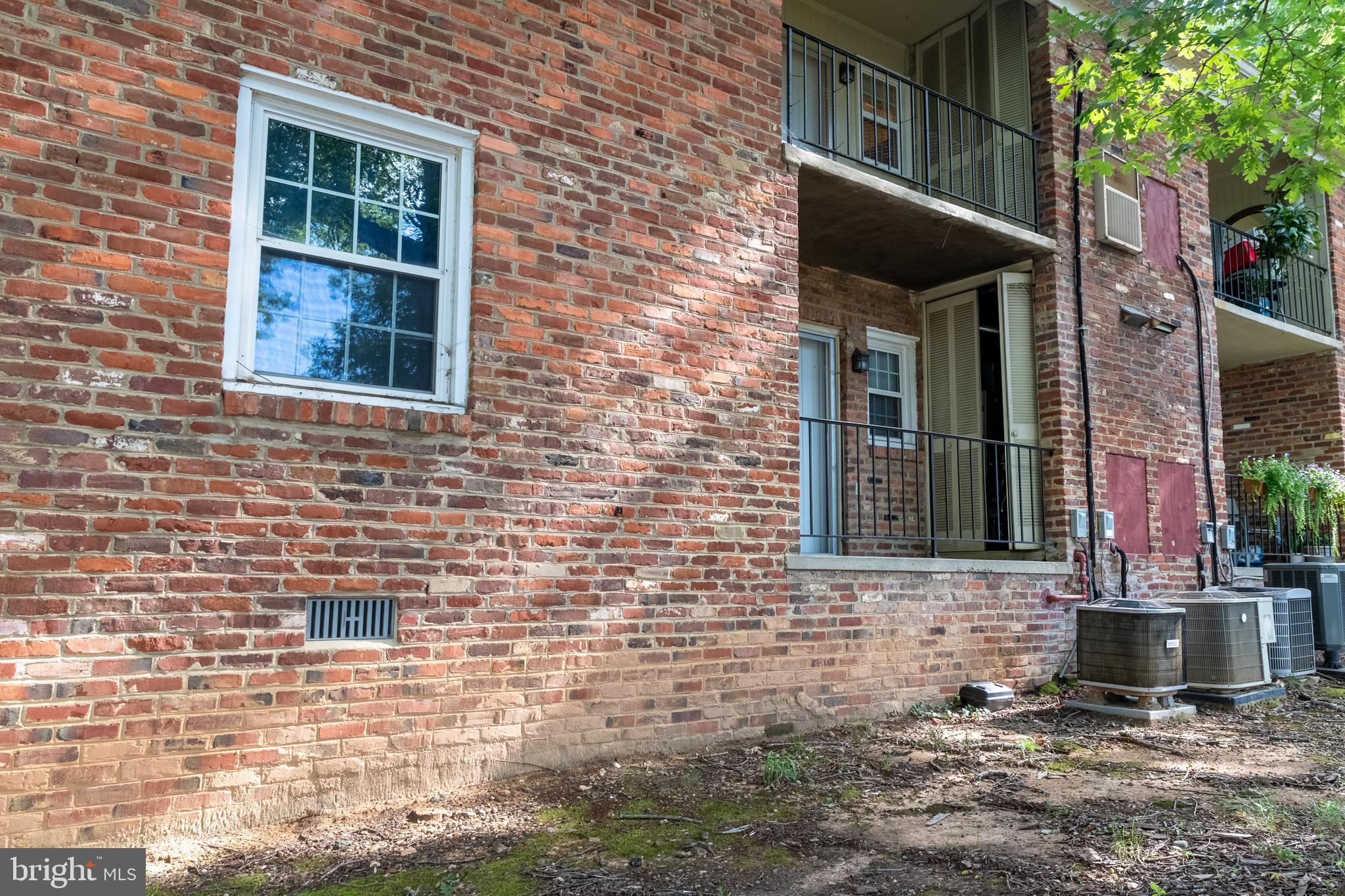 2417 Barracks Road, Unit 1 Charlottesville, VA 22901 - Photo 25 of 34 Rear exterior