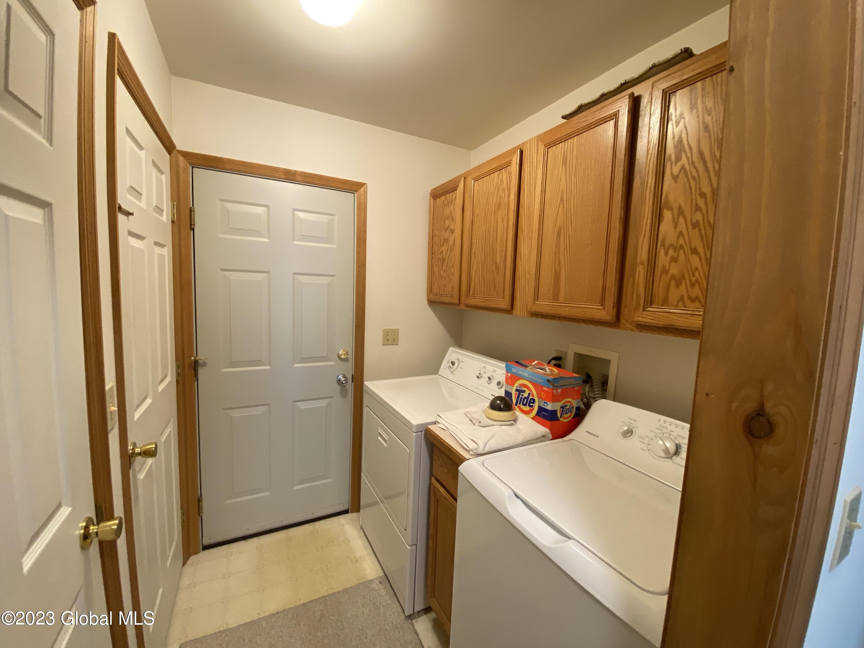 12 Willow Road Queensbury, NY 12804 - Photo 23 of 50 4Vp%he9PRKOycDaKQqDUJQ