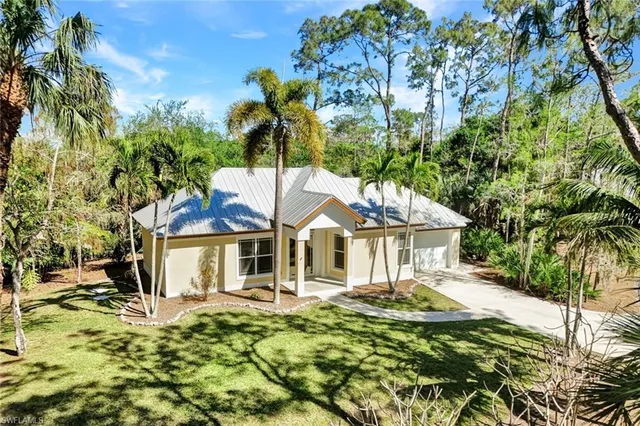$3,299,999 | 5660 English Oaks Lane, Naples, FL 34119