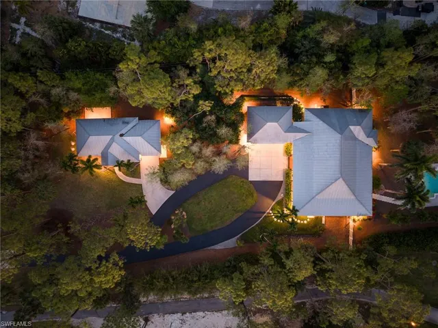 $3,299,999 | 5660 English Oaks Lane, Naples, FL 34119