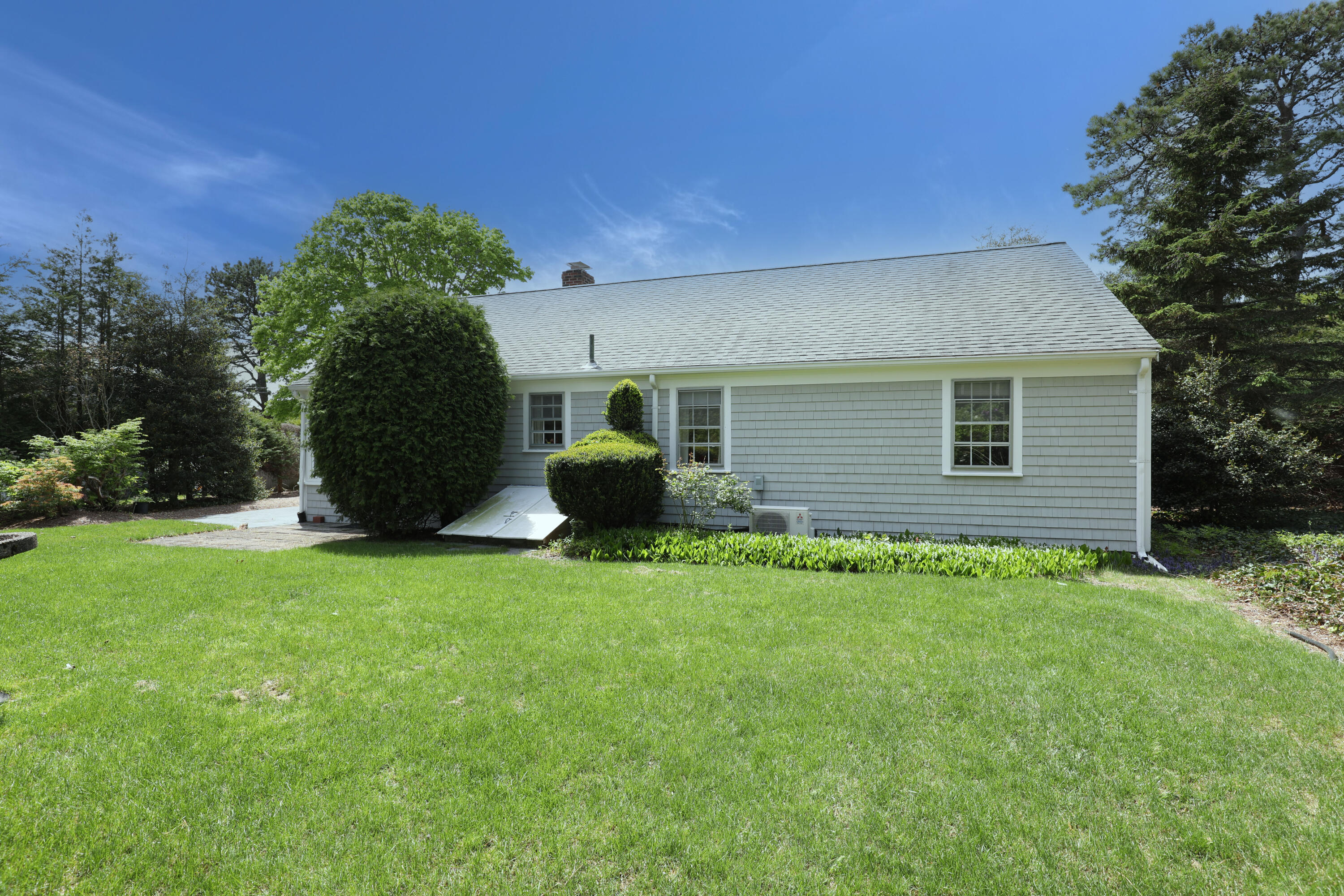 40 Joan Road Centerville, MA 02632 - Photo 6 of 22 40_Joan_Rd_22_Back_05132025