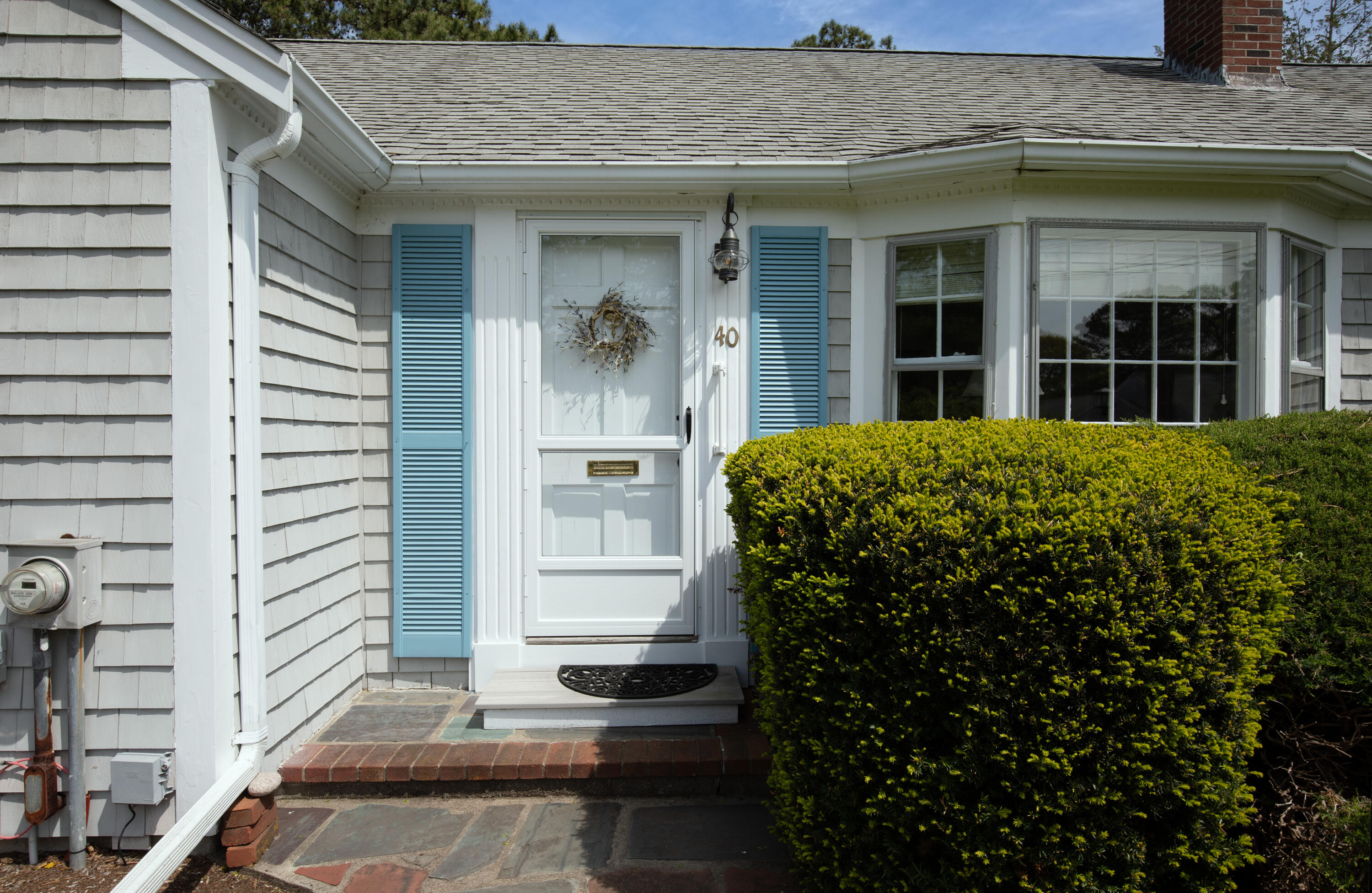 40 Joan Road Centerville, MA 02632 - Photo 7 of 22 40_Joan_Rd_04_Frontdoor_05132025