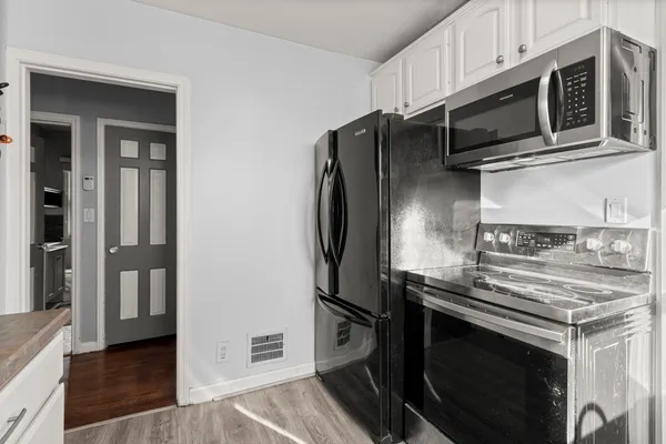 $229,000 | 2612 Grindley Park Street, Dearborn, MI 48124