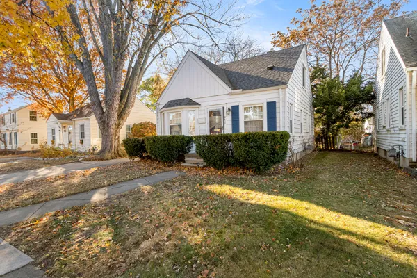 $229,000 | 2612 Grindley Park Street, Dearborn, MI 48124