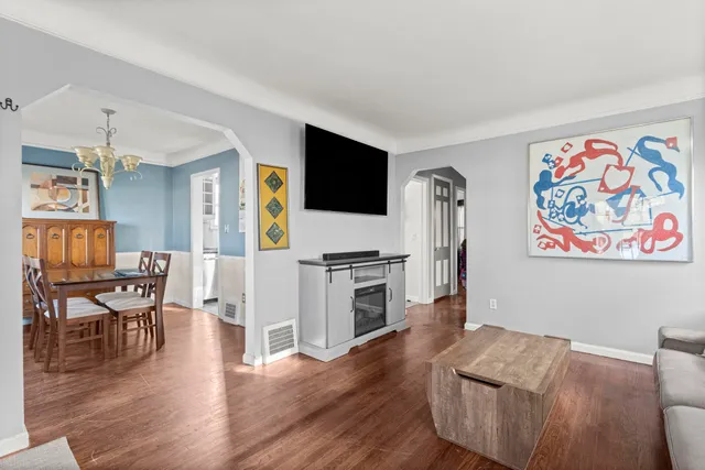 $239,000 | 2612 Grindley Park Street, Dearborn, MI 48124