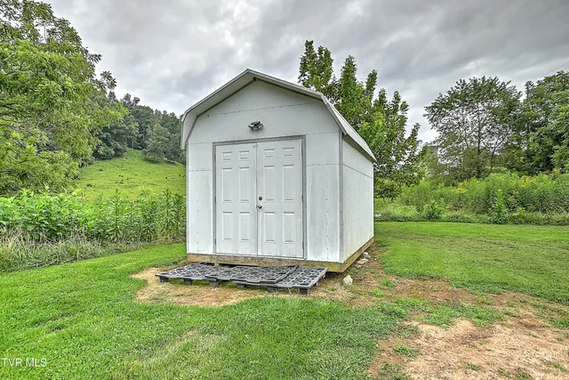 $239,000 | 19009 Rich Valley Road, Abingdon, VA 24210