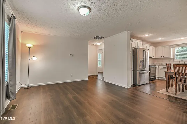 $239,000 | 19009 Rich Valley Road, Abingdon, VA 24210