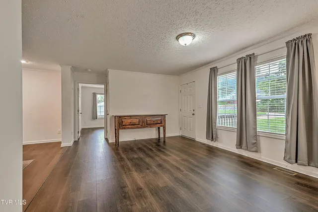 $239,000 | 19009 Rich Valley Road, Abingdon, VA 24210