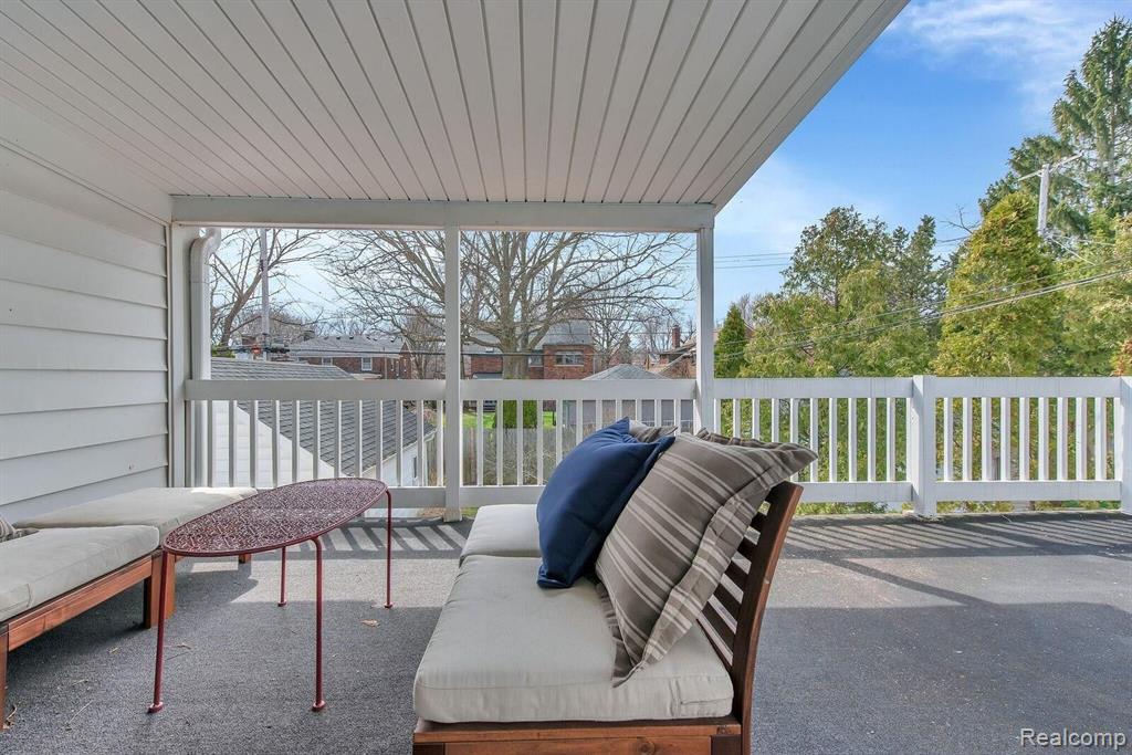 1317 Bishop Road Grosse Pointe Park, MI 48230 - Photo 25 of 42