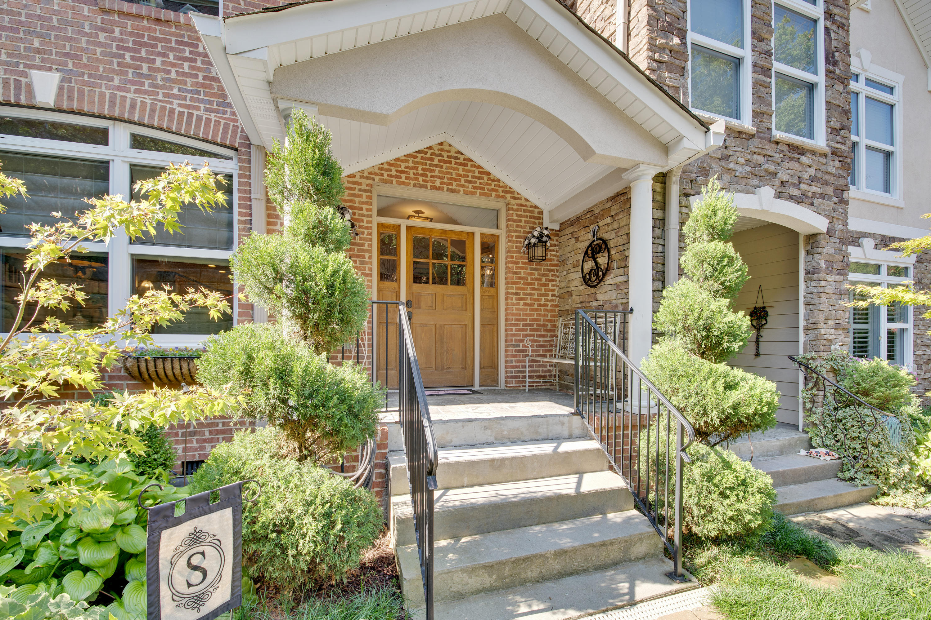 254 Berry Patch Lane Chattanooga, TN 37405 - Photo 2 of 34 254 Berry Patch