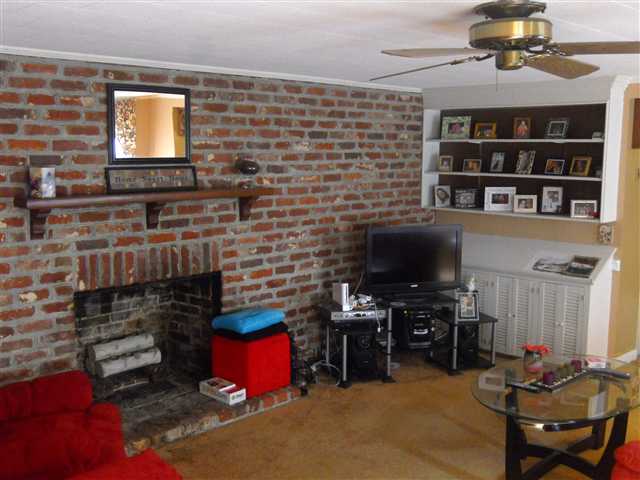 142 Midway Street Georgetown, SC 29440 - Photo 4 of 11 Gallery Image 4