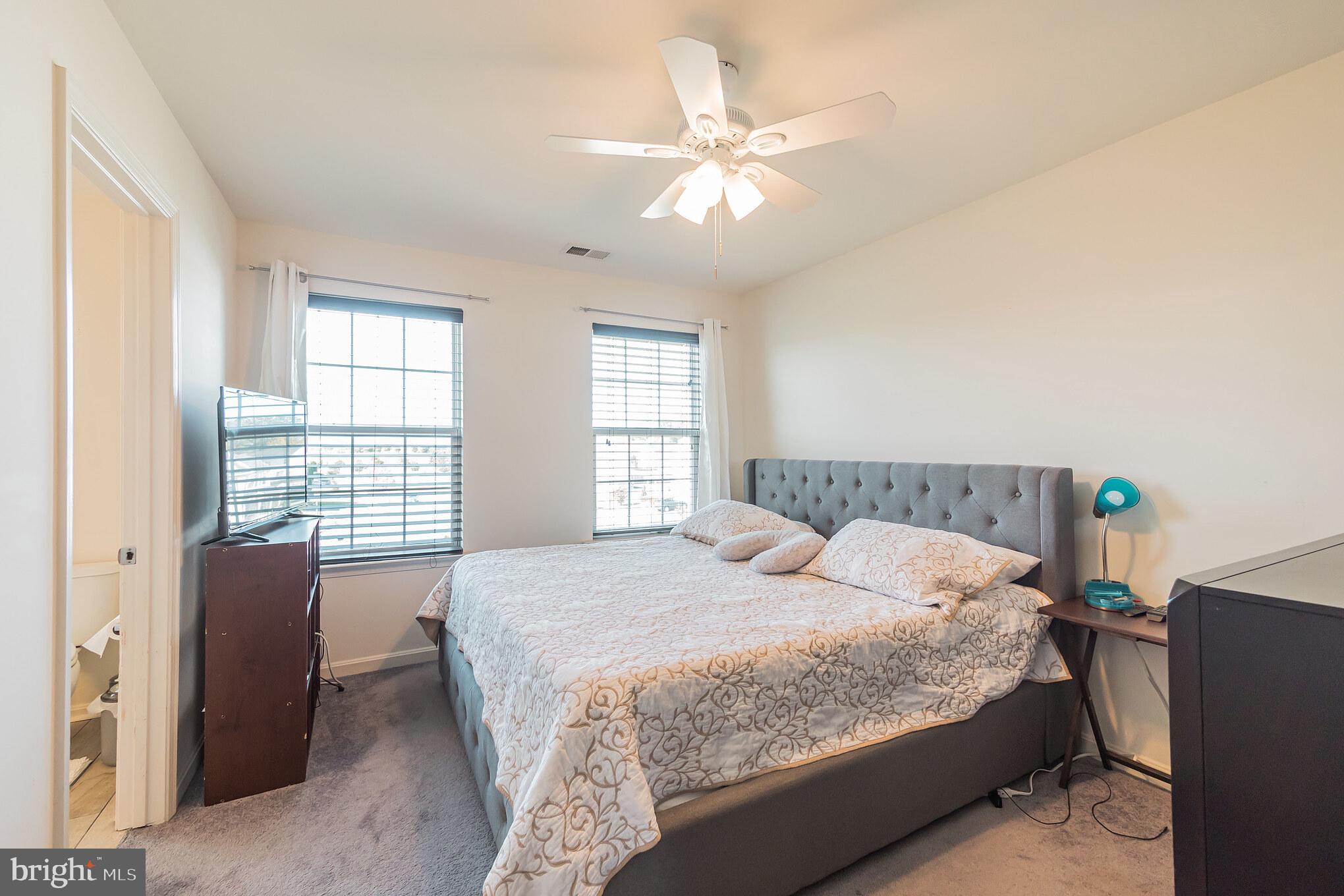 12960 Yellow Jacket Road Hagerstown, MD 21740 - Photo 19 of 30 Master bedroom