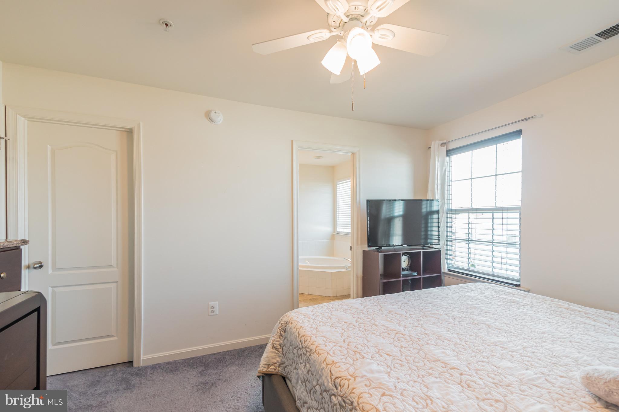 12960 Yellow Jacket Road Hagerstown, MD 21740 - Photo 21 of 30 Master bedroom