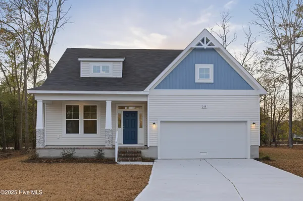 $339,990 | 218 Chateau Drive, New Bern, NC 28560