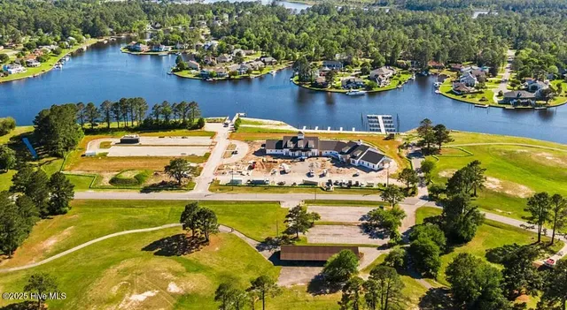 $339,990 | 218 Chateau Drive, New Bern, NC 28560