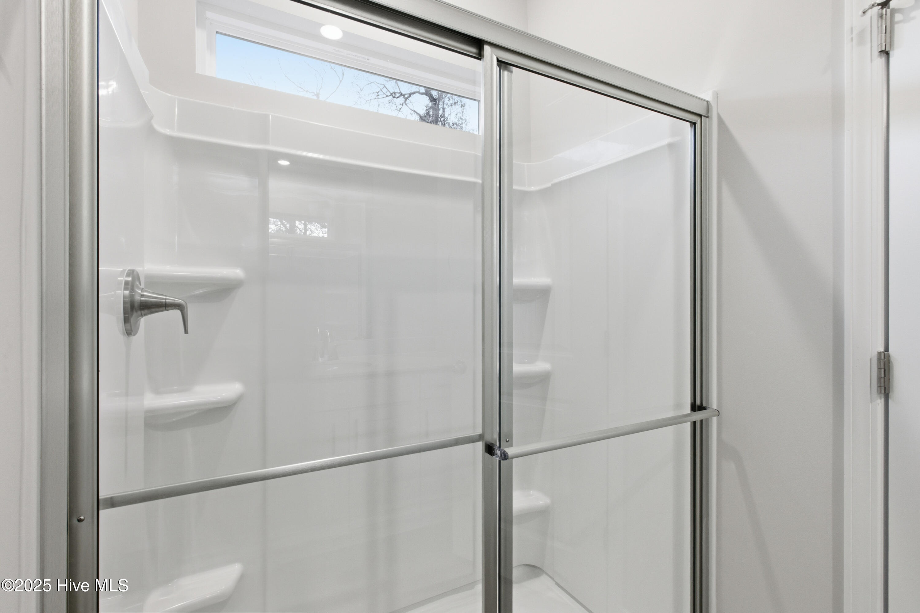 218 Chateau Drive New Bern, NC 28560 - Photo 15 of 58 218 Chateau Drive-13