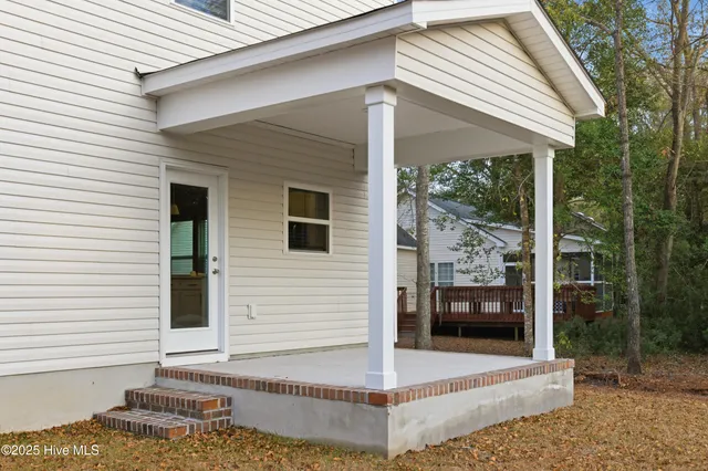 $339,990 | 218 Chateau Drive, New Bern, NC 28560