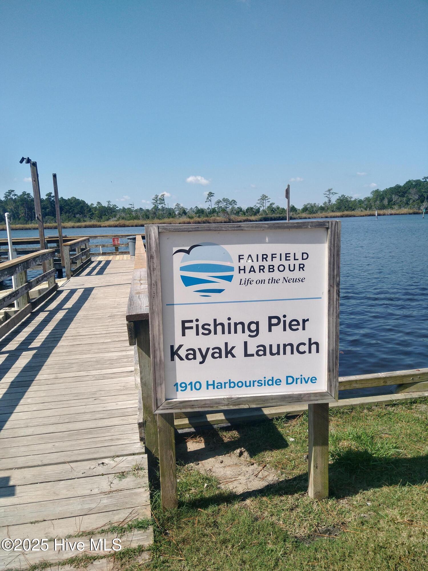 218 Chateau Drive New Bern, NC 28560 - Photo 41 of 58 FFH Fishing Pier 3