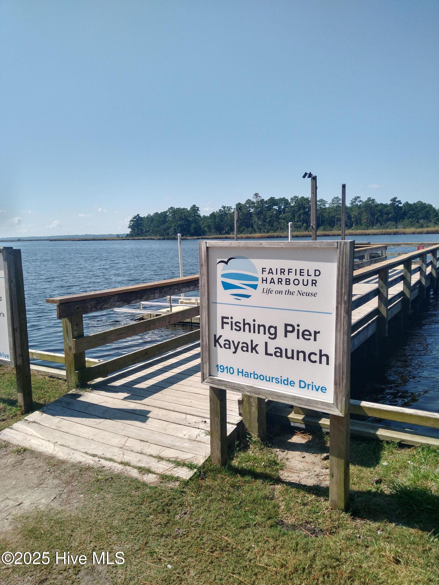 218 Chateau Drive New Bern, NC 28560 - Photo 42 of 58 FFH Fishing Pier 2