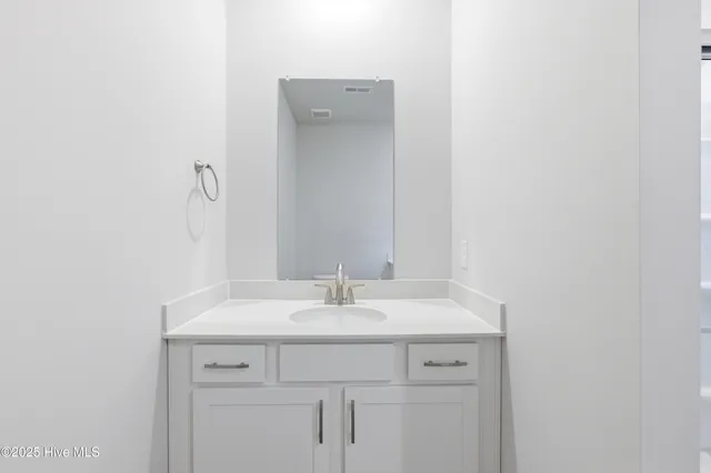 $339,990 | 218 Chateau Drive, New Bern, NC 28560