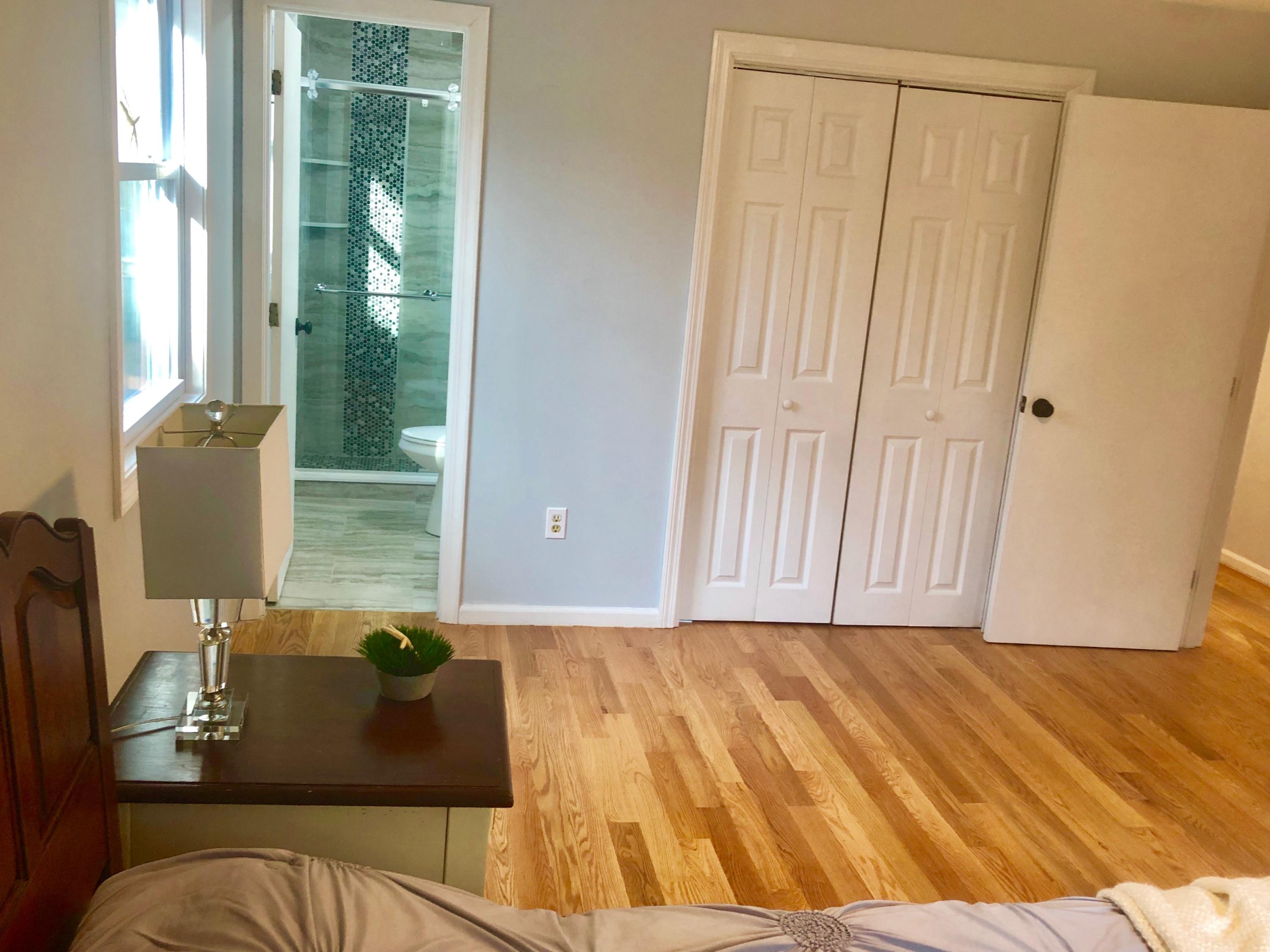 57 Stage Coach Road Centerville, MA 02632 - Photo 23 of 34 a living room with furniture