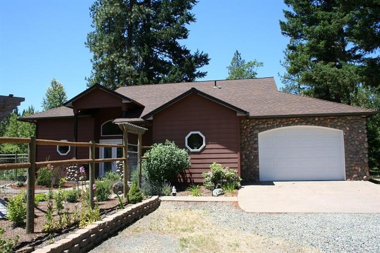 2074 Dick George Road Cave Junction, OR 97523 - Photo 4 of 25 Additional Photo
