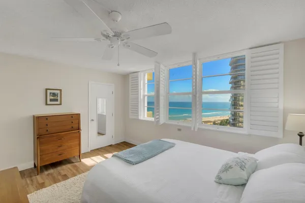 $449,000 | 750 North Ocean Boulevard, Unit 1105, Pompano Beach, FL 33062