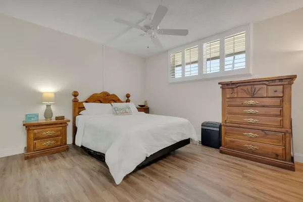 $449,000 | 750 North Ocean Boulevard, Unit 1105, Pompano Beach, FL 33062